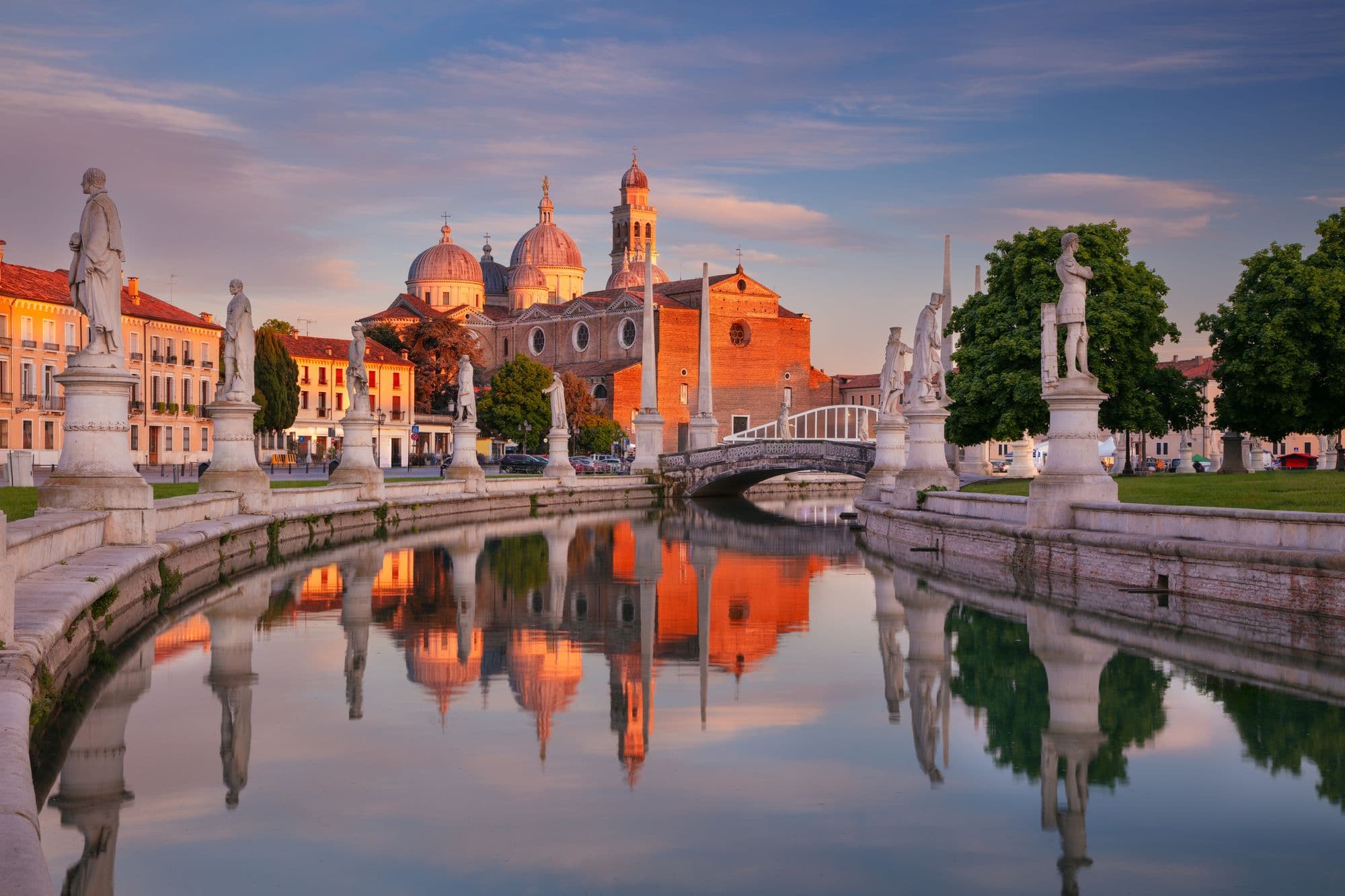 Hidden Day Trips from Venice by Train – Explore the Veneto this Autumn!